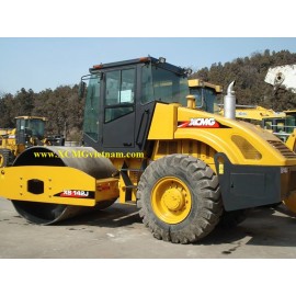 Xe lu rung XCMG XS142J, rung 28 tấn 