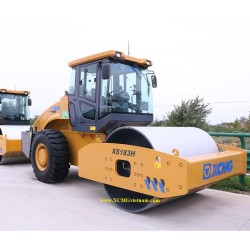 Xe lu rung XCMG XS183J - Tự trọng 18 tấn, tổng lực tác dụng 40 tấn 